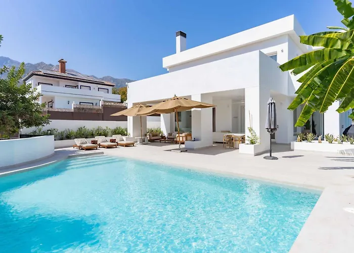 Elegant Villa In Marbella